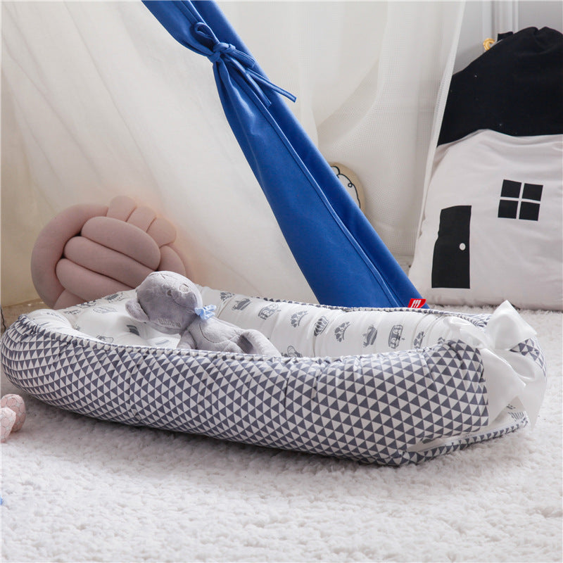 Cross-border folding removable and washable pressure-proof crib mid-bed bionic full detachable baby pillow travel crib