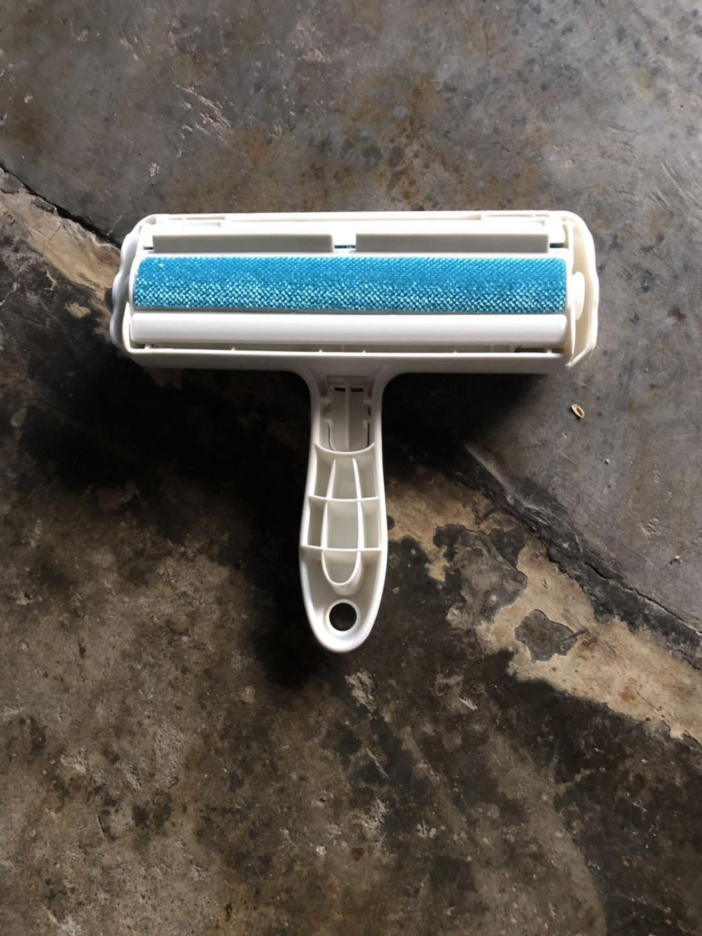 Dog hair cat hair cleaner hair removal brush pet hair household clothes bed carpet brush suction sticky hair roller