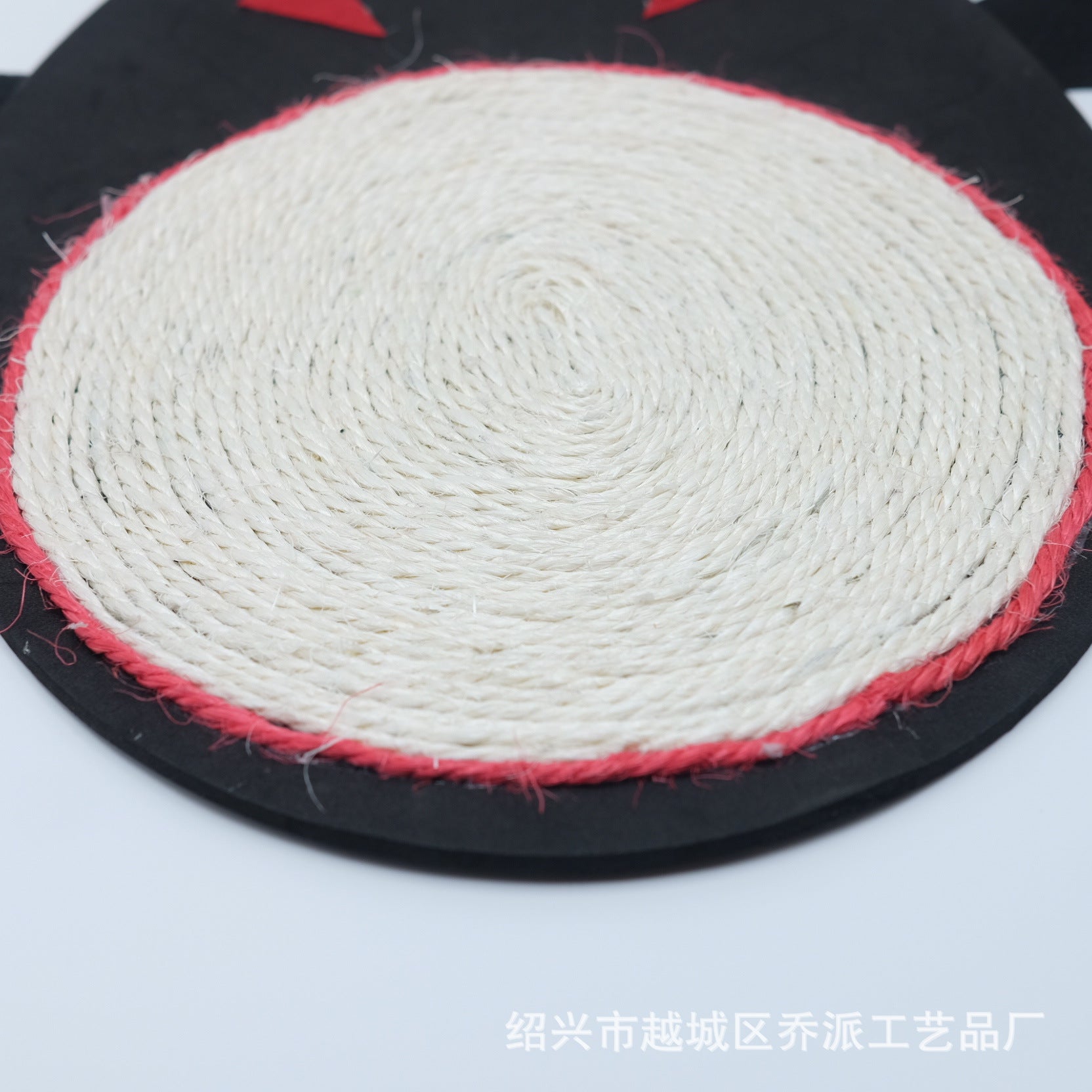 Creative sisal mat cat scratching board cat claw toy carpet sleeping mat Halloween bat pet supplies