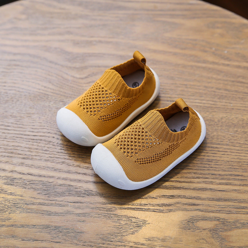 Children's shoes 2020 spring and autumn new baby toddler shoes baby soft sole boys and girls knitted indoor shoes wholesale