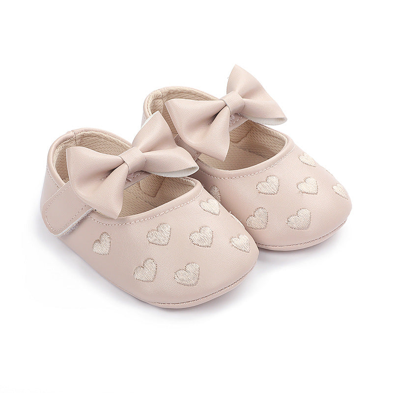 Special offer 0-1 year old baby toddler shoes baby shoes soft sole princess shoes heart-shaped princess shoes toddler shoes