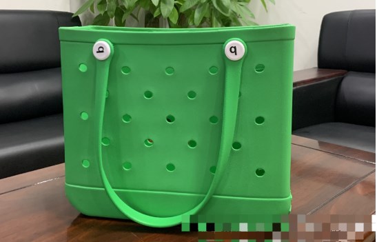 New supply EVA beach bag European and American fashion portable women's hole bag printed pet storage handbag