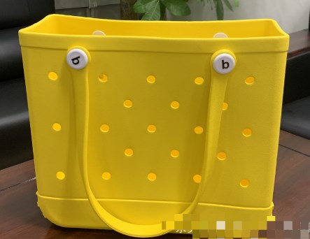 New supply EVA beach bag European and American fashion portable women's hole bag printed pet storage handbag