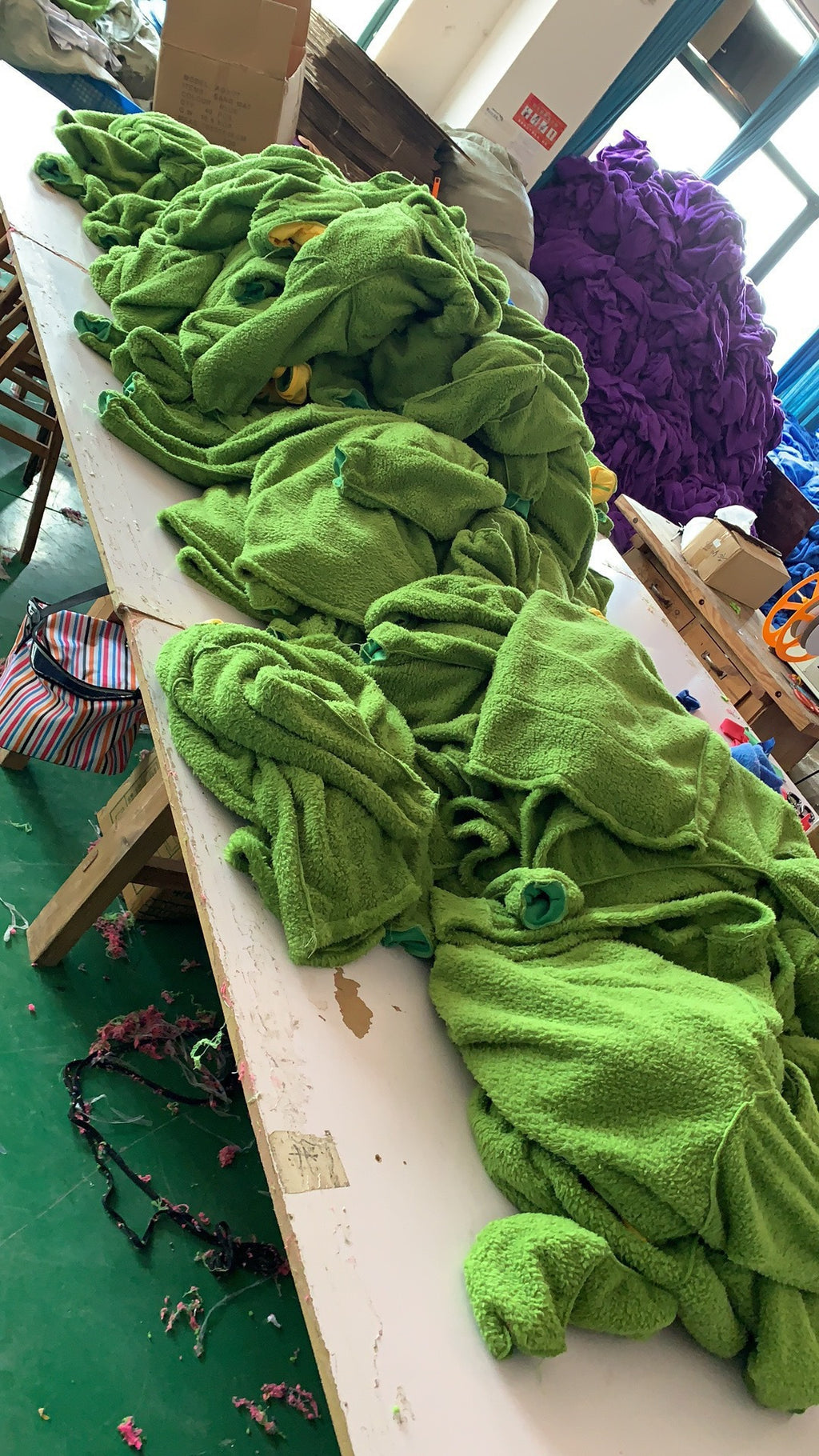 Winter new children's cartoon pullover pajamas pet pillow lazy children pullover clothes