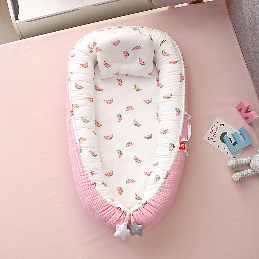 Hemei honeycomb breathable detachable and washable portable baby bed mid-bed bionic baby nest baby pillow travel baby bed