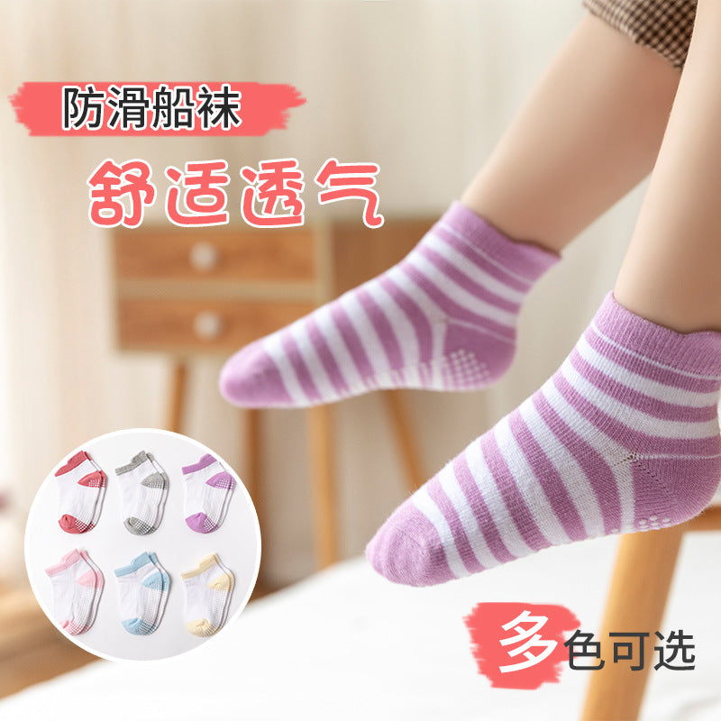 Amazon anti-skid dispensing children's socks spring, summer and autumn children's socks baby socks boys cotton boat socks children's socks C017