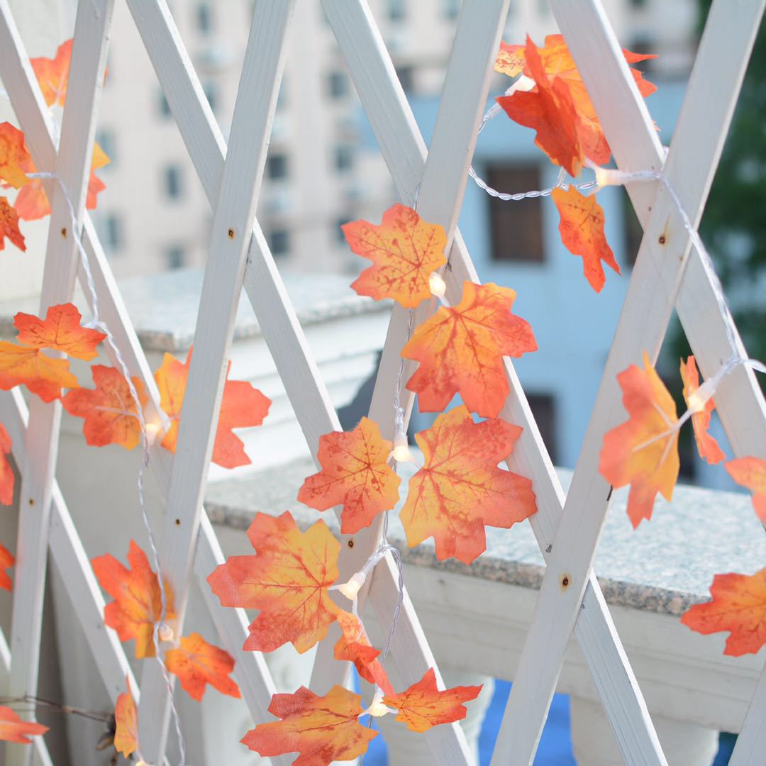 New Christmas LED light string pumpkin maple leaf light string battery box solar Halloween decoration light string