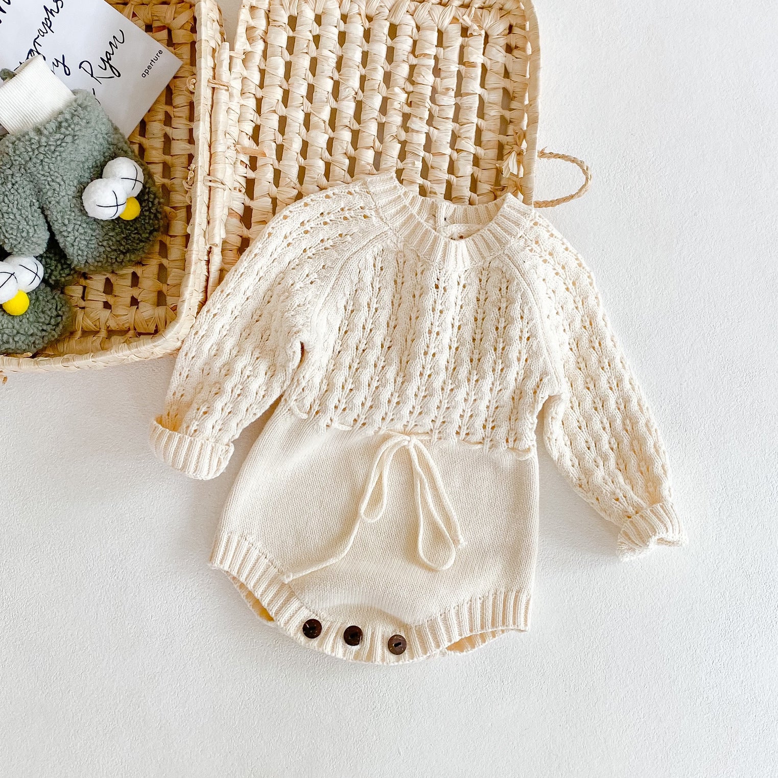 ins spring and autumn clothing baby girl baby knitted hollow waist long-sleeved harem triangle bag fart jumpsuit romper