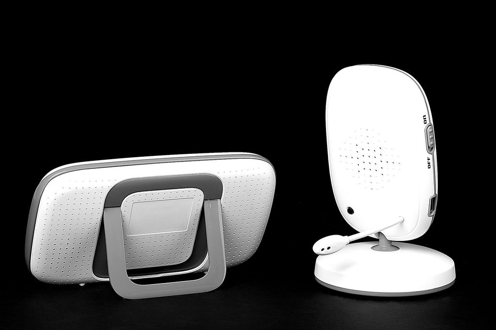 New 3.2 inch 2.4g wireless baby care device VB603 baby monitor supports invoicing French