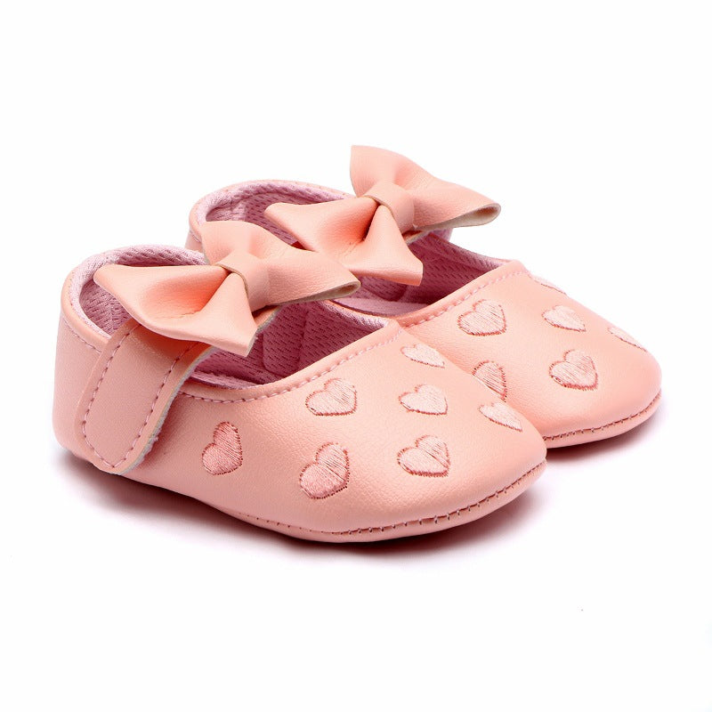 Special offer 0-1 year old baby toddler shoes baby shoes soft sole princess shoes heart-shaped princess shoes toddler shoes