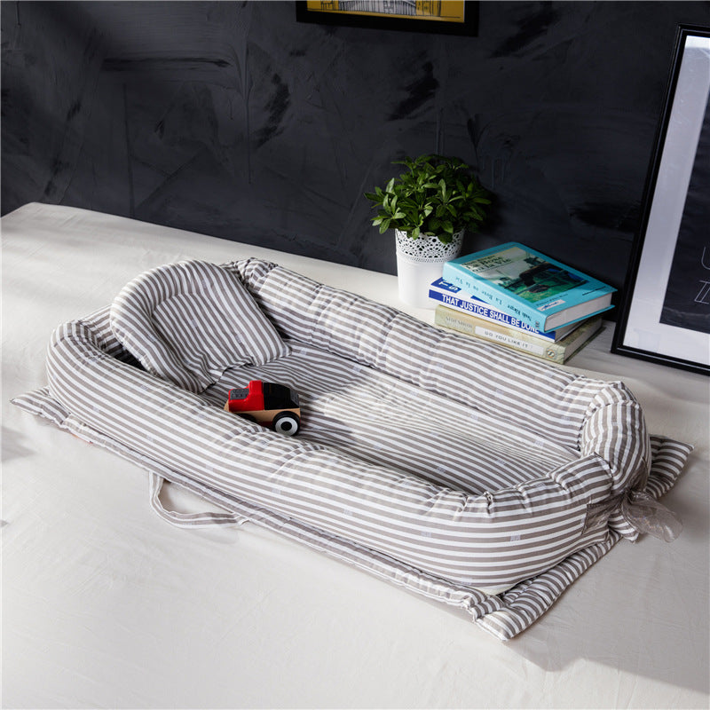 Baby sleep artifact Portable crib mid-bed baby isolation bed multifunctional foldable bionic bed