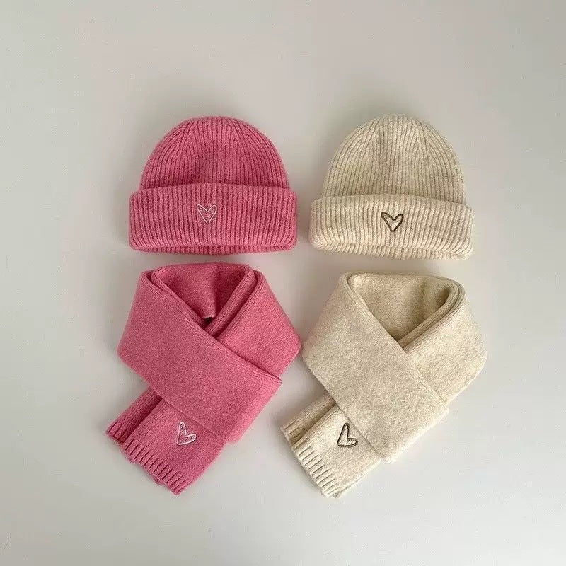 Two-piece children's hat scarf autumn and winter Korean style knitted hat baby warm wool hat boys and girls pullover hat
