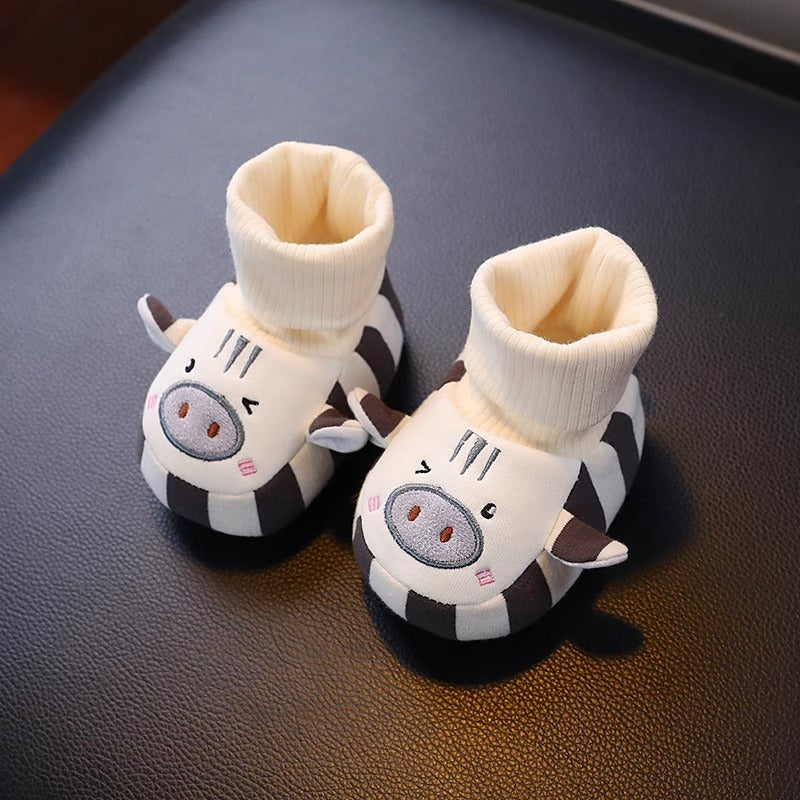 Baby socks shoes spring and autumn baby toddler shoes soft sole newborn cloth shoes 0-3 months toddler shoes and socks anti-fall newborn