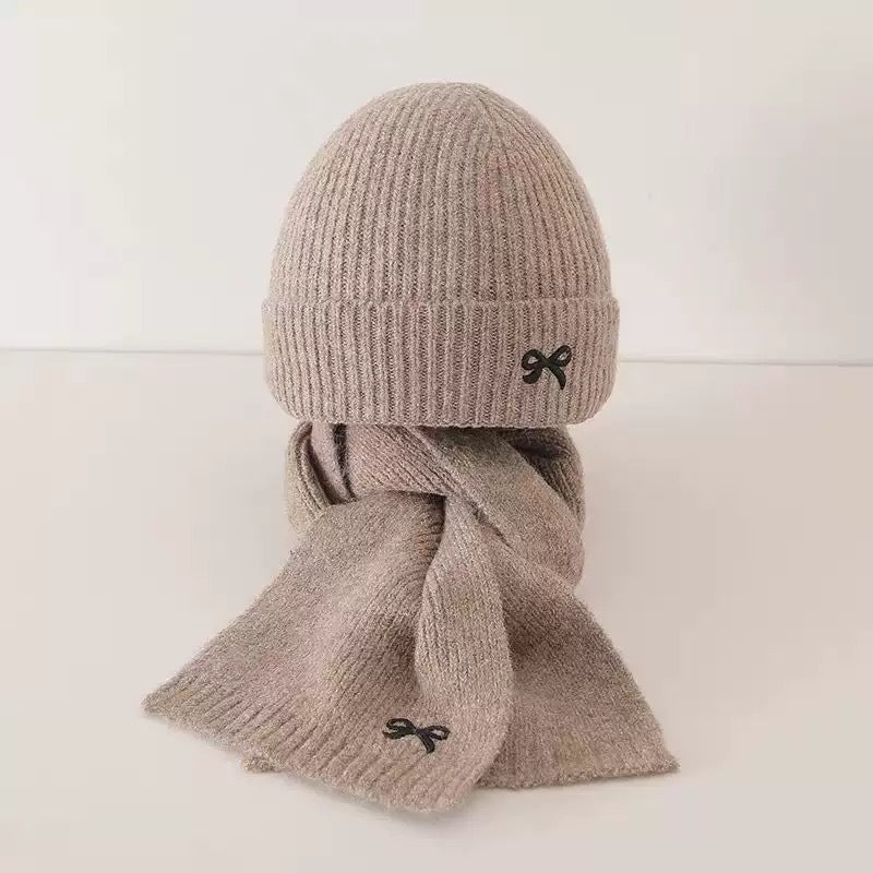 Two-piece children's hat scarf autumn and winter Korean style knitted hat baby warm wool hat boys and girls pullover hat