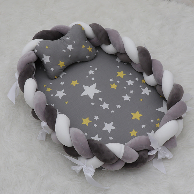 Newborn baby crib mid-bed sleeping coaxing artifact anti-choking milk anti-startling sleeping nest detachable sleeping pad soothing anti-pressure
