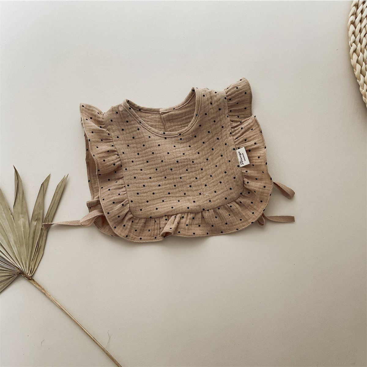 ins autumn and winter pure cotton gauze bib baby lace bib baby tie bib fake collar neck anti-spitting milk