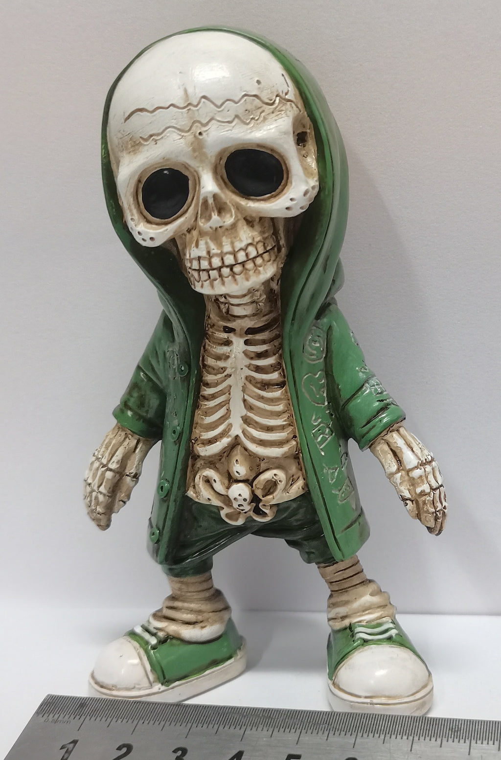 Spot cross-border new cool skeleton figure Halloween skeleton puppet resin ornaments