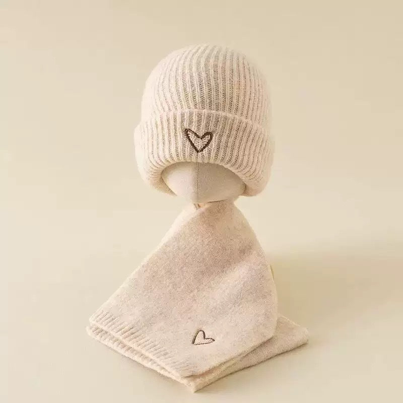 Two-piece children's hat scarf autumn and winter Korean style knitted hat baby warm wool hat boys and girls pullover hat