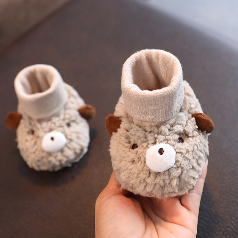 Autumn and winter infant shoes plus velvet 0-1 year old baby soft sole non-falling cotton shoes keep warm newborn full moon shoes and socks