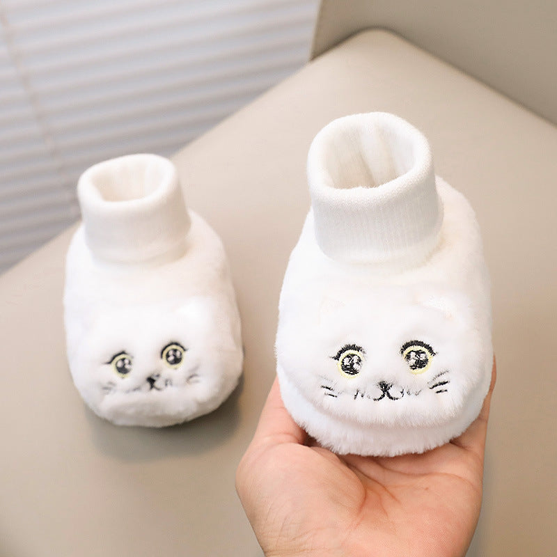 Autumn and winter infant shoes plus velvet 0-1 year old baby soft sole non-falling cotton shoes keep warm newborn full moon shoes and socks