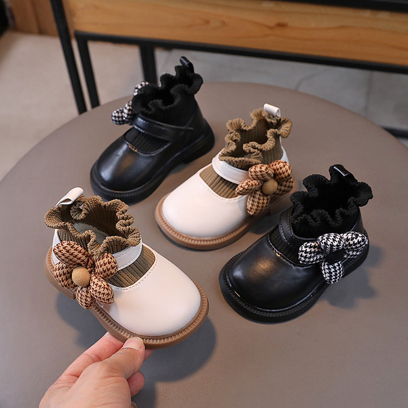 One piece of spring and autumn single boots baby toddler shoes 01-2-3 years old little girl princess leather shoes short boots single shoes foreign trade