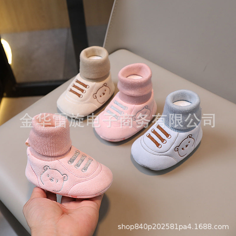 Baby shoes autumn and winter 0-1 year old boys and girls soft sole shoes and socks 3-6 to 12 months old toddlers do not fall off the heel front shoes
