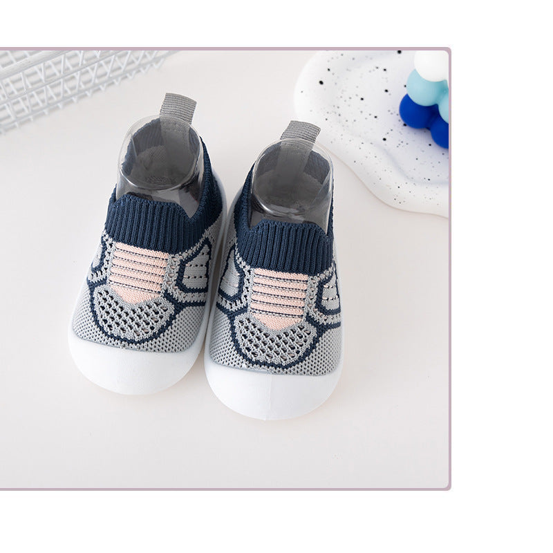 Children's new toddler shoes hot style spring and autumn casual all-match baby sneakers soft sole slip-on Korean version of flying woven women's shoes