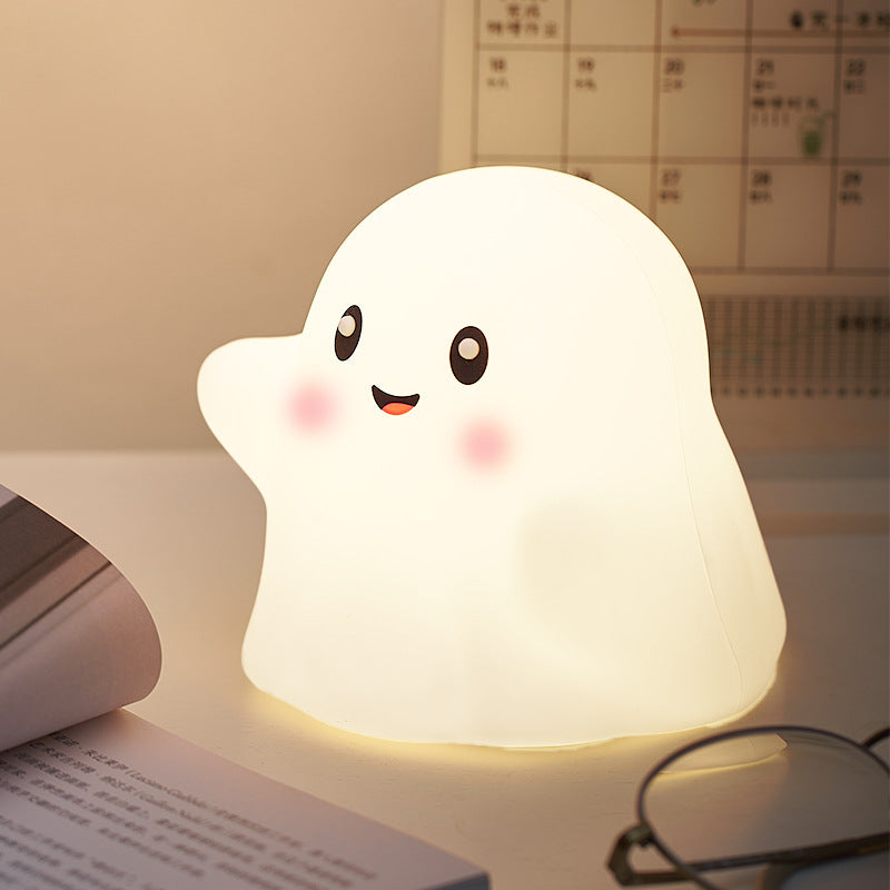 Cross-border cloud silicone night light pat light charging desk lamp baby special night light net celebrity bedside lamp ornaments