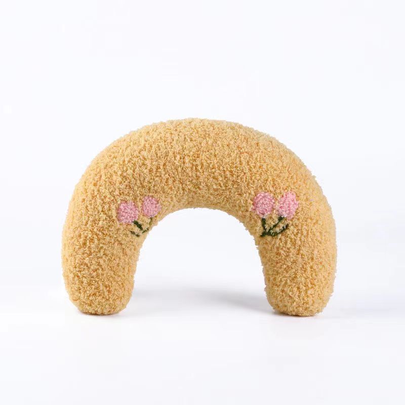 Pet supplies cat pillow cat toy U-shaped small pillow to protect cervical vertebra puppy cat sleep pillow wholesale