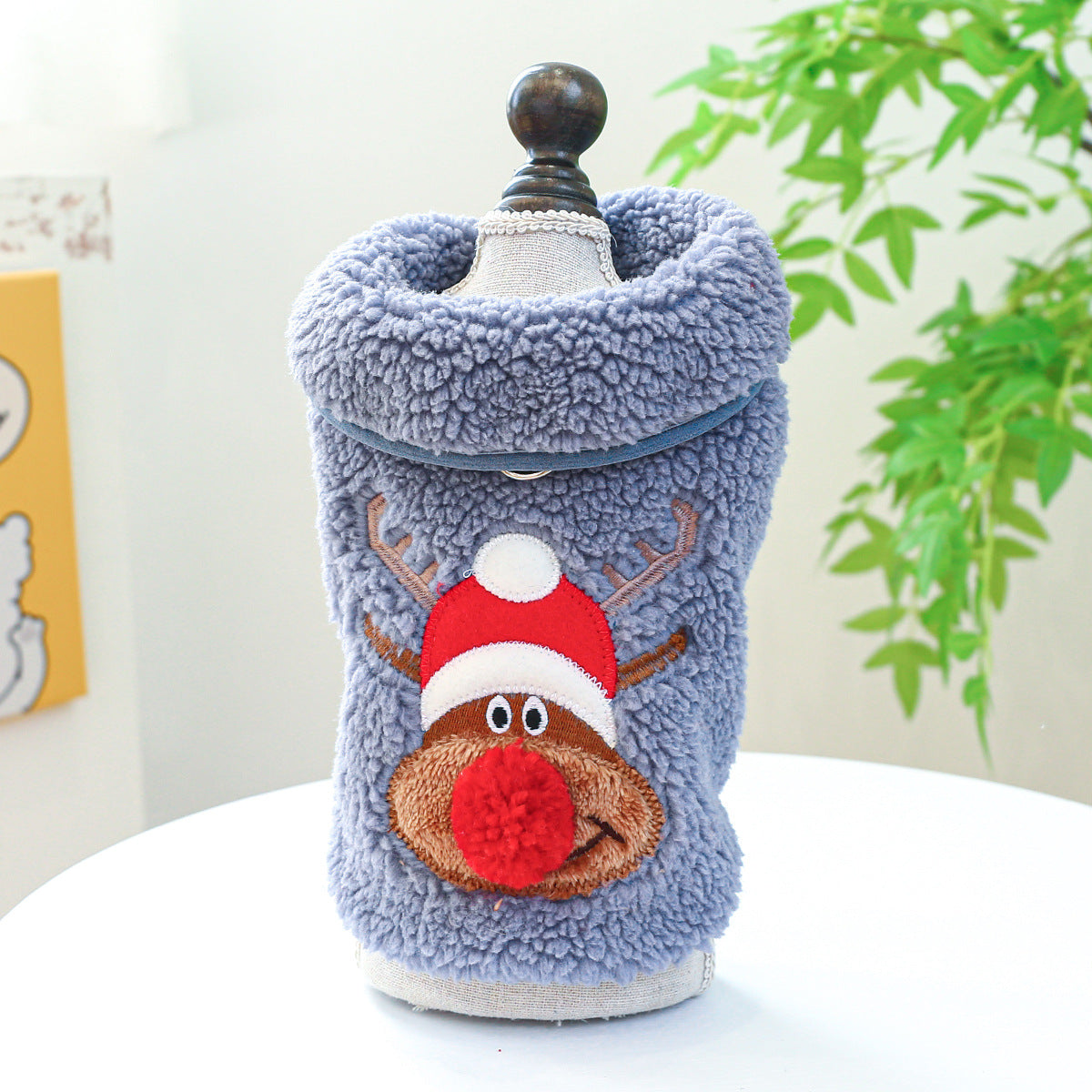 Spot cross-border hot-selling pet puppy and cat clothes source factory autumn and winter new lambskin fragrance vest