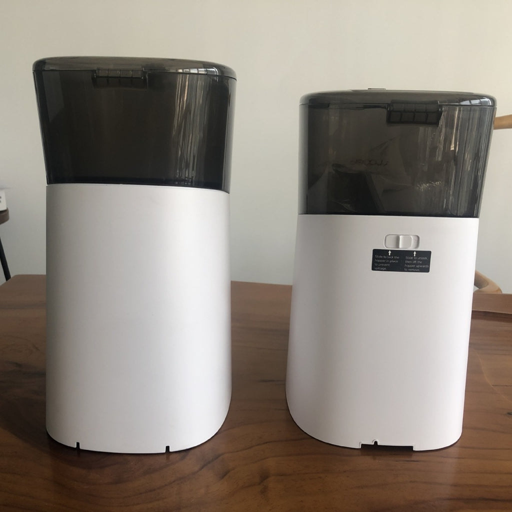 Iteration Amazon hot-selling pet feeder automatic feeder pet smart feeder