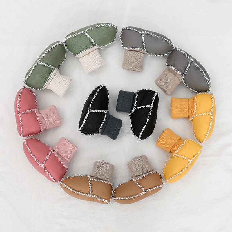 Sheepskin and fur integrated baby shoes and socks keep warm and velvet autumn and winter baby cotton shoes soft soles will not fall off toddler shoes newborn