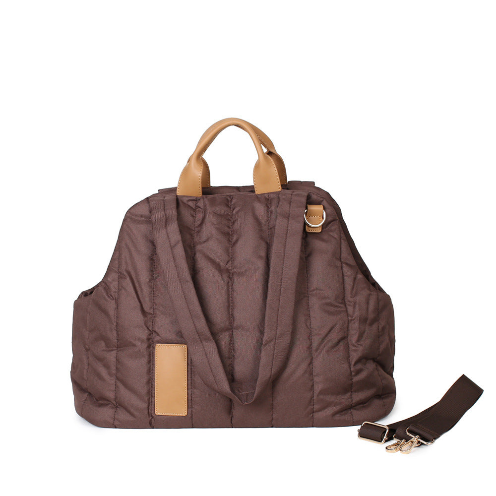 Factory spot direct supply cotton pet bag ultra-light waterproof pet handbag dog warm and portable in winter