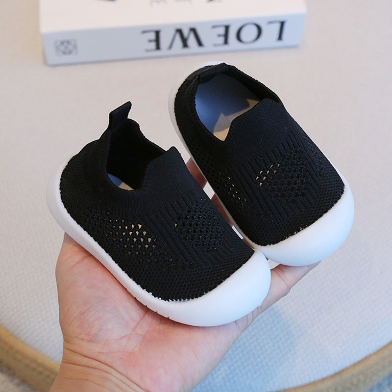 Spring and summer children's baby breathable flying mesh shoes baby anti-collision soft bottom toddler shoes boys and girls sugar casual shoes wholesale