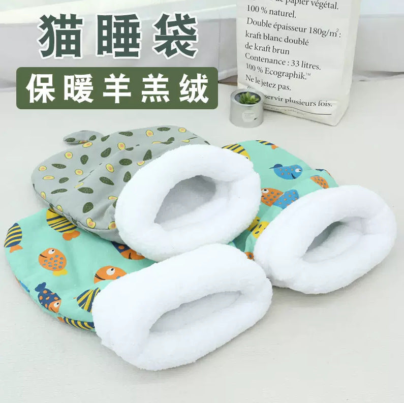Cat sleeping bag pet tunnel cat bed net celebrity semi-enclosed cat and dog quilt autumn and winter model drill hole warm cat quilt