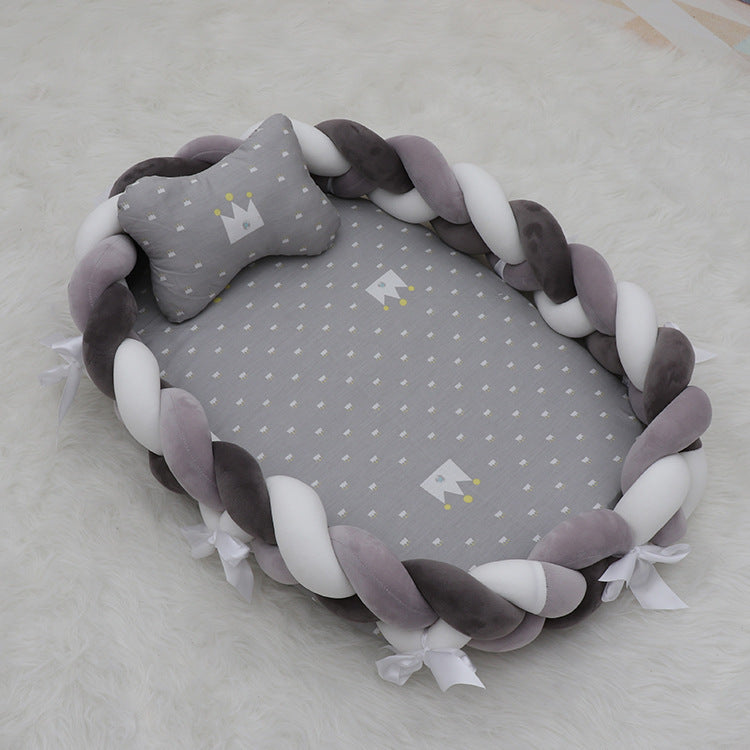 Newborn baby crib mid-bed sleeping coaxing artifact anti-choking milk anti-startling sleeping nest detachable sleeping pad soothing anti-pressure