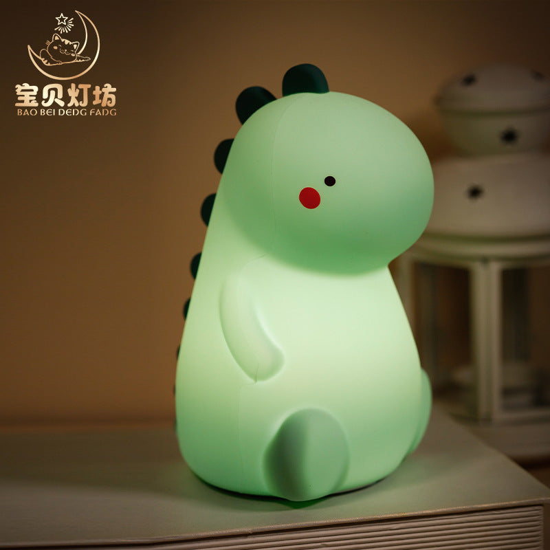 Small night light girl heart rechargeable bedroom bedside sleep pat lamp cute soft light baby feeding eye protection table lamp