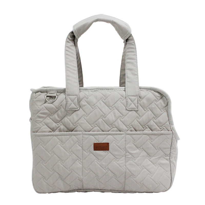 Amazon cross-border hot-selling fashion diamond-shaped portable dog large-capacity breathable pet shoulder messenger bag