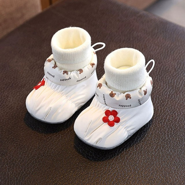 Autumn and winter infant shoes plus velvet 0-1 year old baby soft sole non-falling cotton shoes keep warm newborn full moon shoes and socks