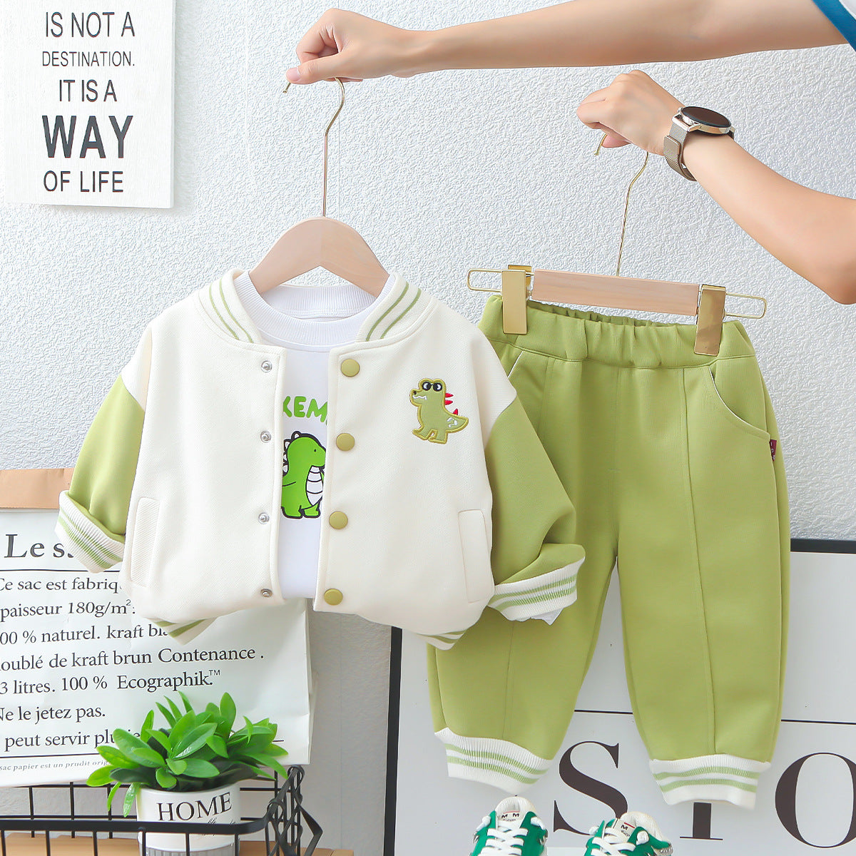 Children's clothing boys autumn suits new children's spring and autumn trendy baby cartoon three-dimensional dinosaur long-sleeved three-piece suit