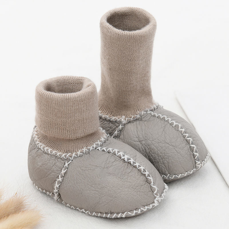 Sheepskin and fur integrated baby shoes and socks keep warm and velvet autumn and winter baby cotton shoes soft soles will not fall off toddler shoes newborn