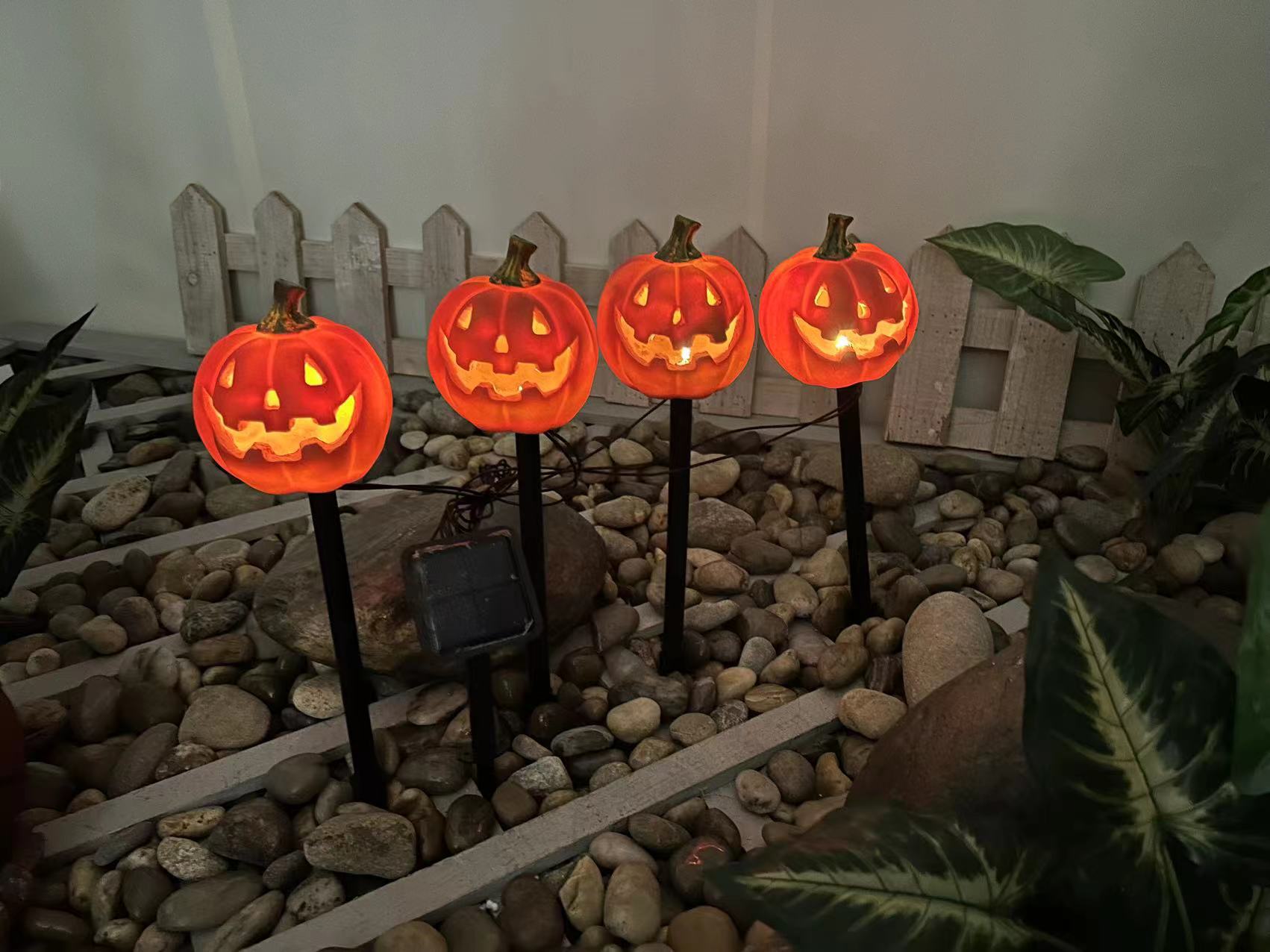 New solar outdoor courtyard Halloween pumpkin lantern resin craft garden ghost festival atmosphere decoration ground plug
