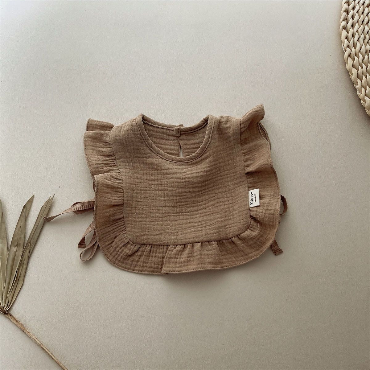 ins autumn and winter pure cotton gauze bib baby lace bib baby tie bib fake collar neck anti-spitting milk