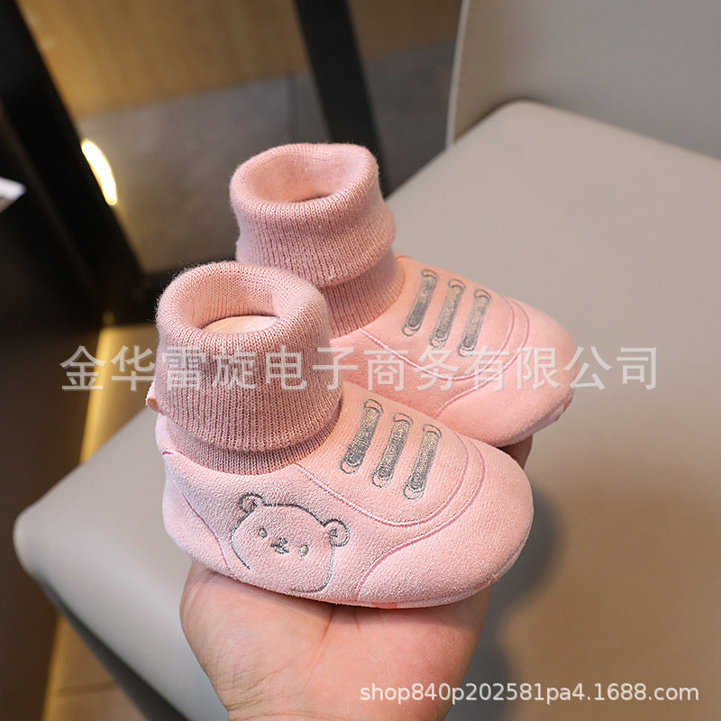 Baby shoes autumn and winter 0-1 year old boys and girls soft sole shoes and socks 3-6 to 12 months old toddlers do not fall off the heel front shoes