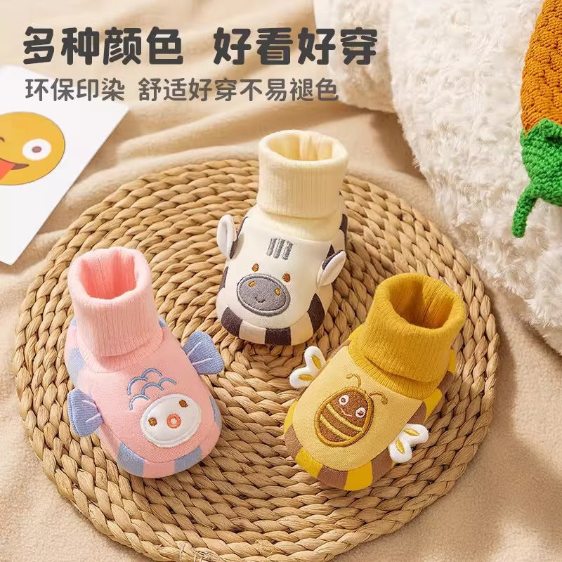 Baby socks shoes spring and autumn baby toddler shoes soft sole newborn cloth shoes 0-3 months toddler shoes and socks anti-fall newborn