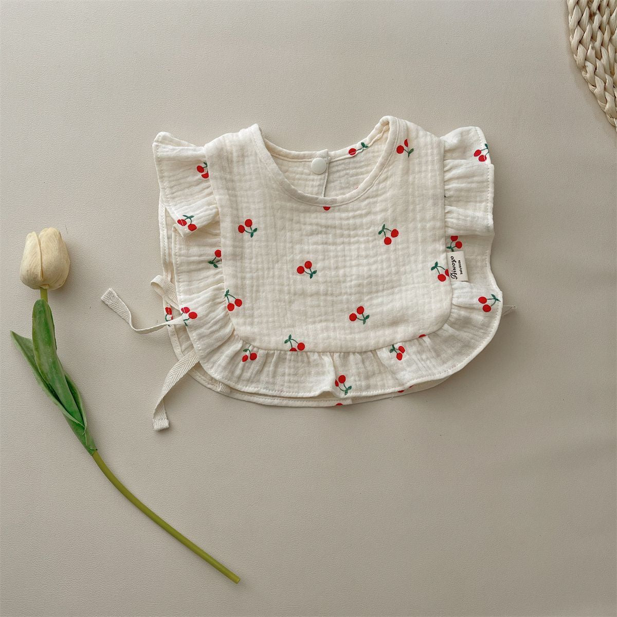 ins autumn and winter pure cotton gauze bib baby lace bib baby tie bib fake collar neck anti-spitting milk