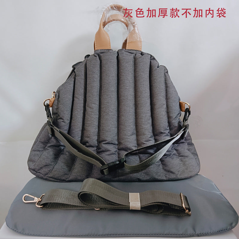 Cross-border pet bag, out-and-out bag, portable dog bag, cat bag, four-season universal manufacturer, spot wholesale, large-capacity pet bag