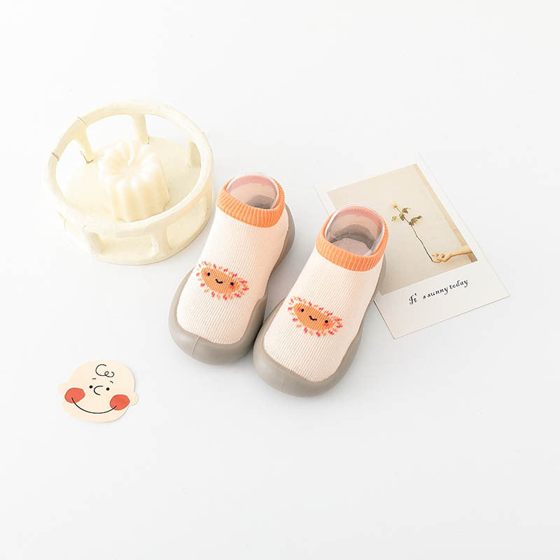 2022 spring and autumn short breathable socks shoes baby casual indoor floor toddler shoes soft bottom non-slip spot socks shoes
