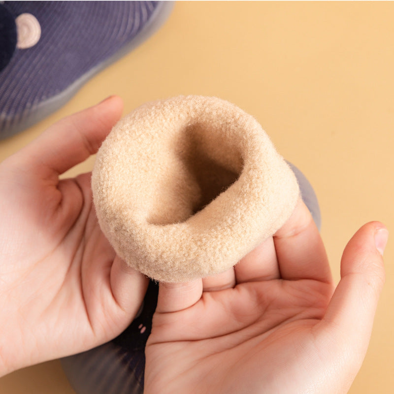 Floor socks children's autumn and winter plus velvet baby toddler shoes soft bottom indoor baby socks shoes non-slip boys and girls shoes and socks