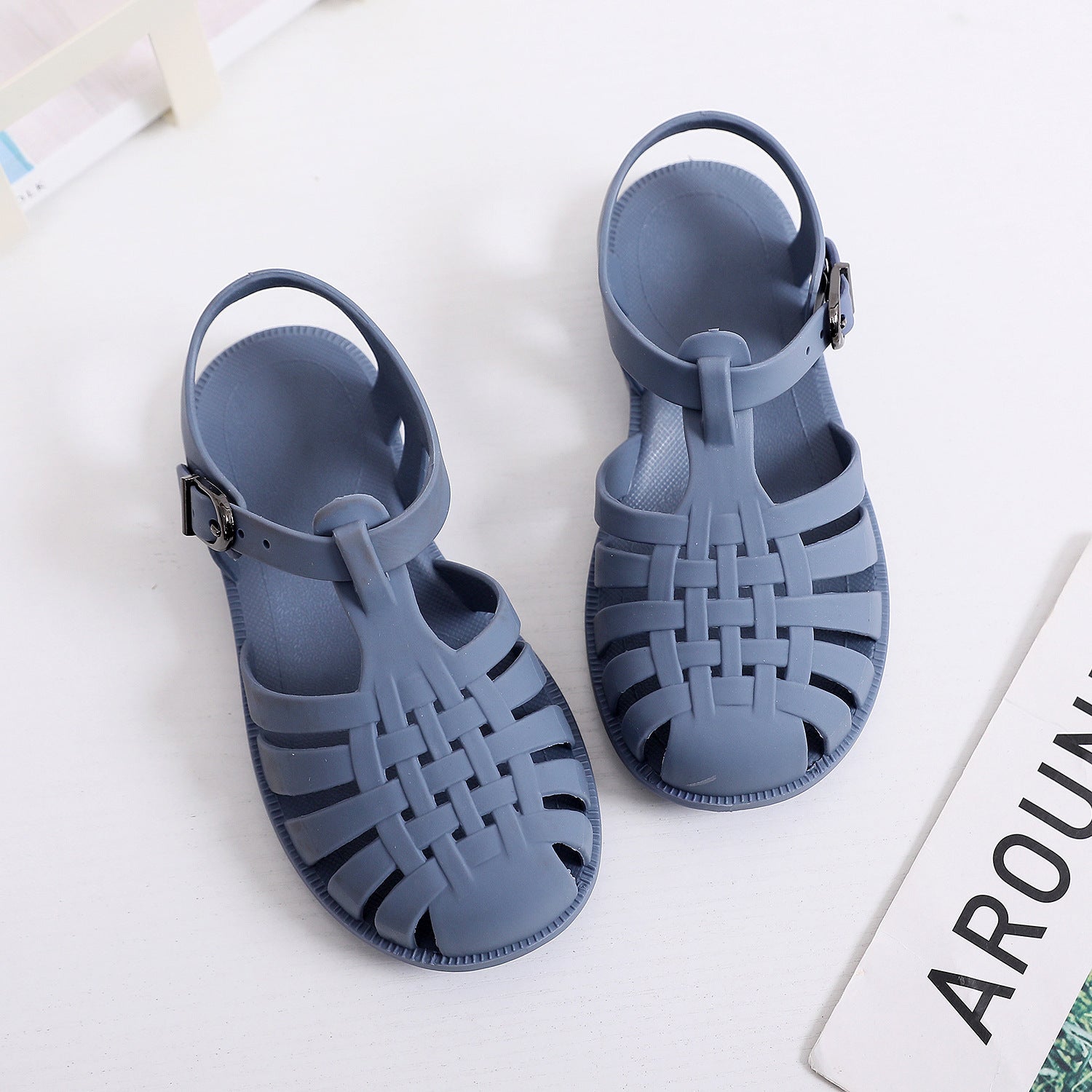 Summer children's jelly shoes baby toddler shoes for middle and large boys and girls with closed toe Roman shoes with soft bottom and flat bottom hole shoes